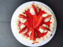 Load image into Gallery viewer, Vanilla Strawberry Cake