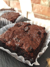 Load image into Gallery viewer, Chocolate Brownies