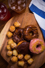 Load image into Gallery viewer, Gourmet Regular Donut -  Green Bar.