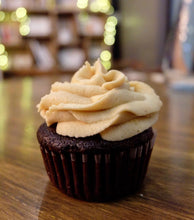 Load image into Gallery viewer, Chocolate Hill Cupcake -  Green Bar.
